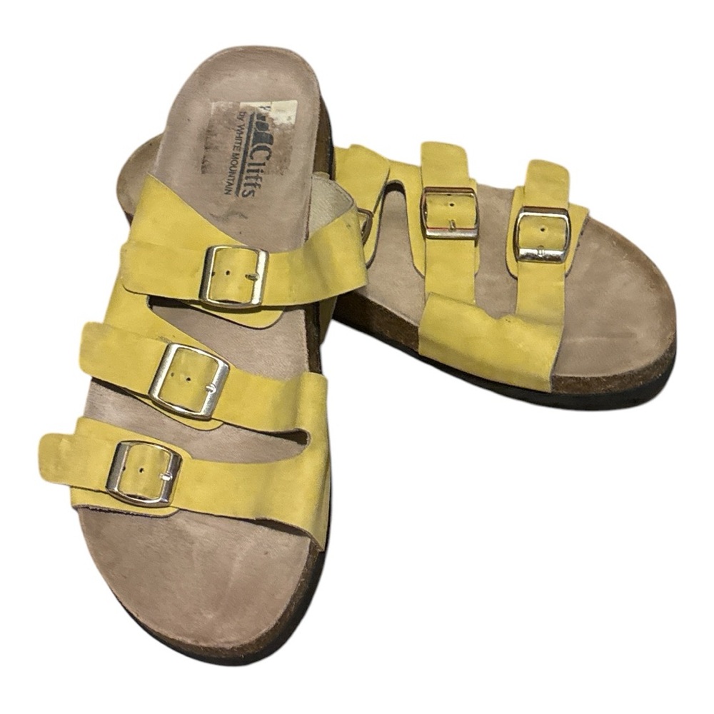CLIFFS by White Mountain 3 strap butter yellow sandals